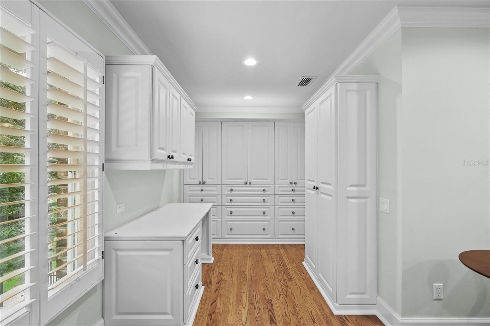 TB8473353 Property Photo