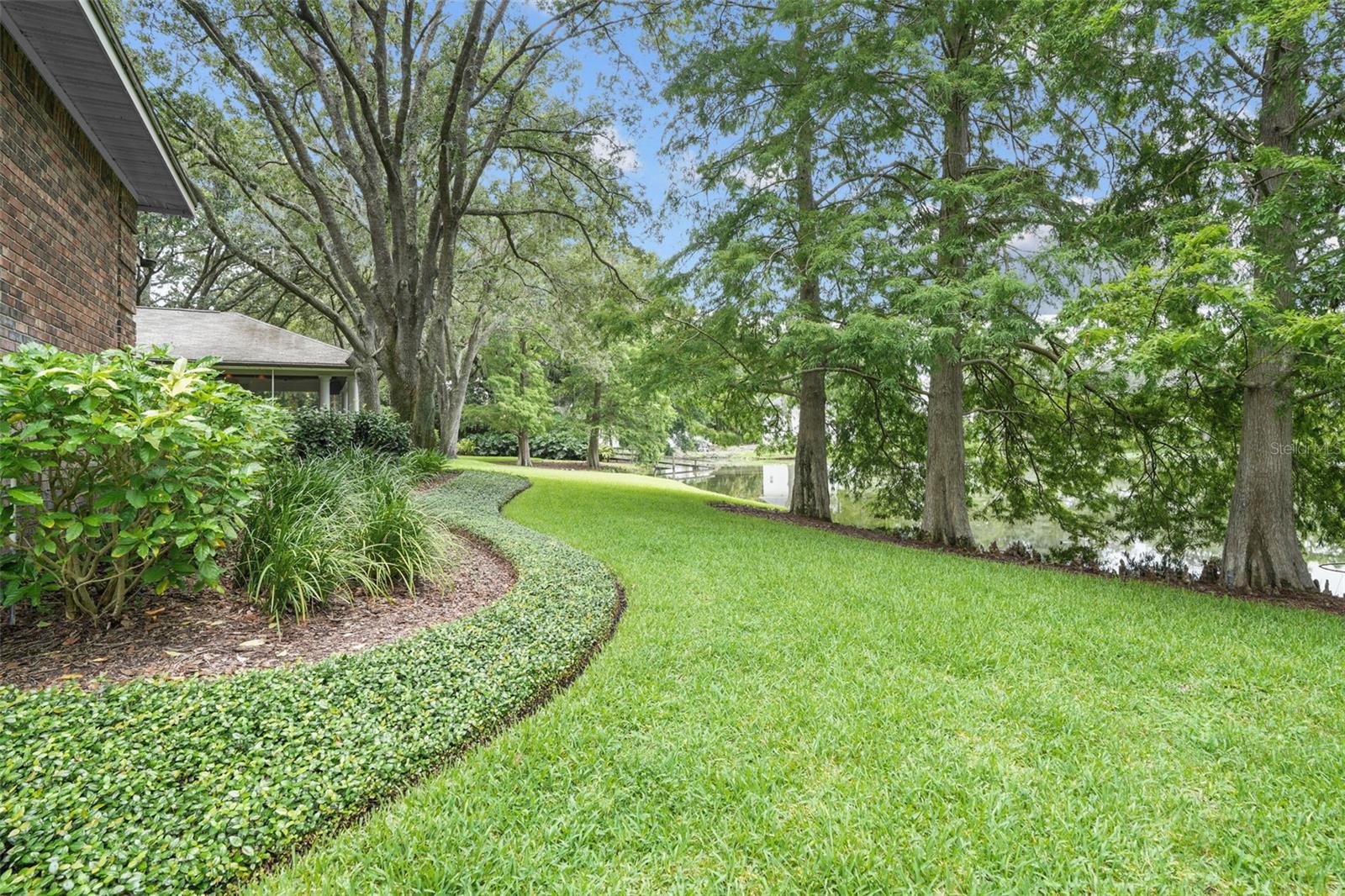 TB8473353 Property Photo