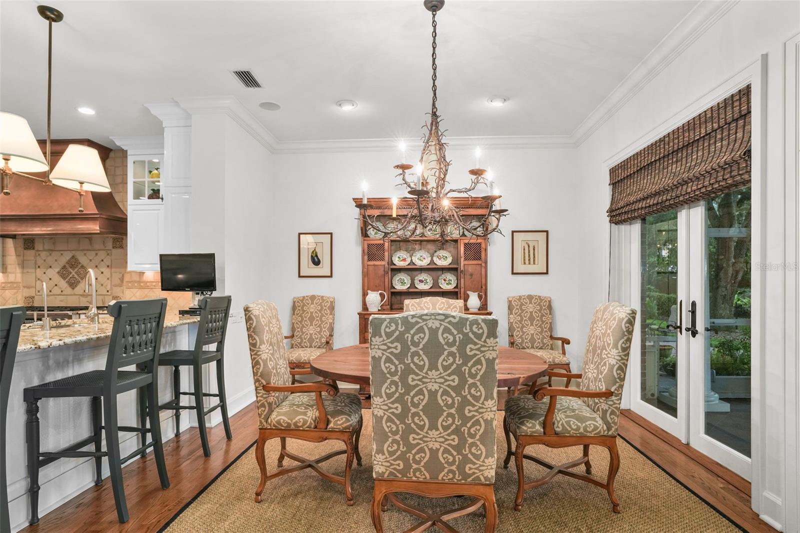 TB8473353 Property Photo