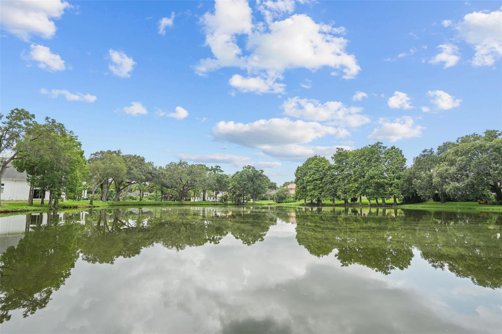 TB8473353 Property Photo