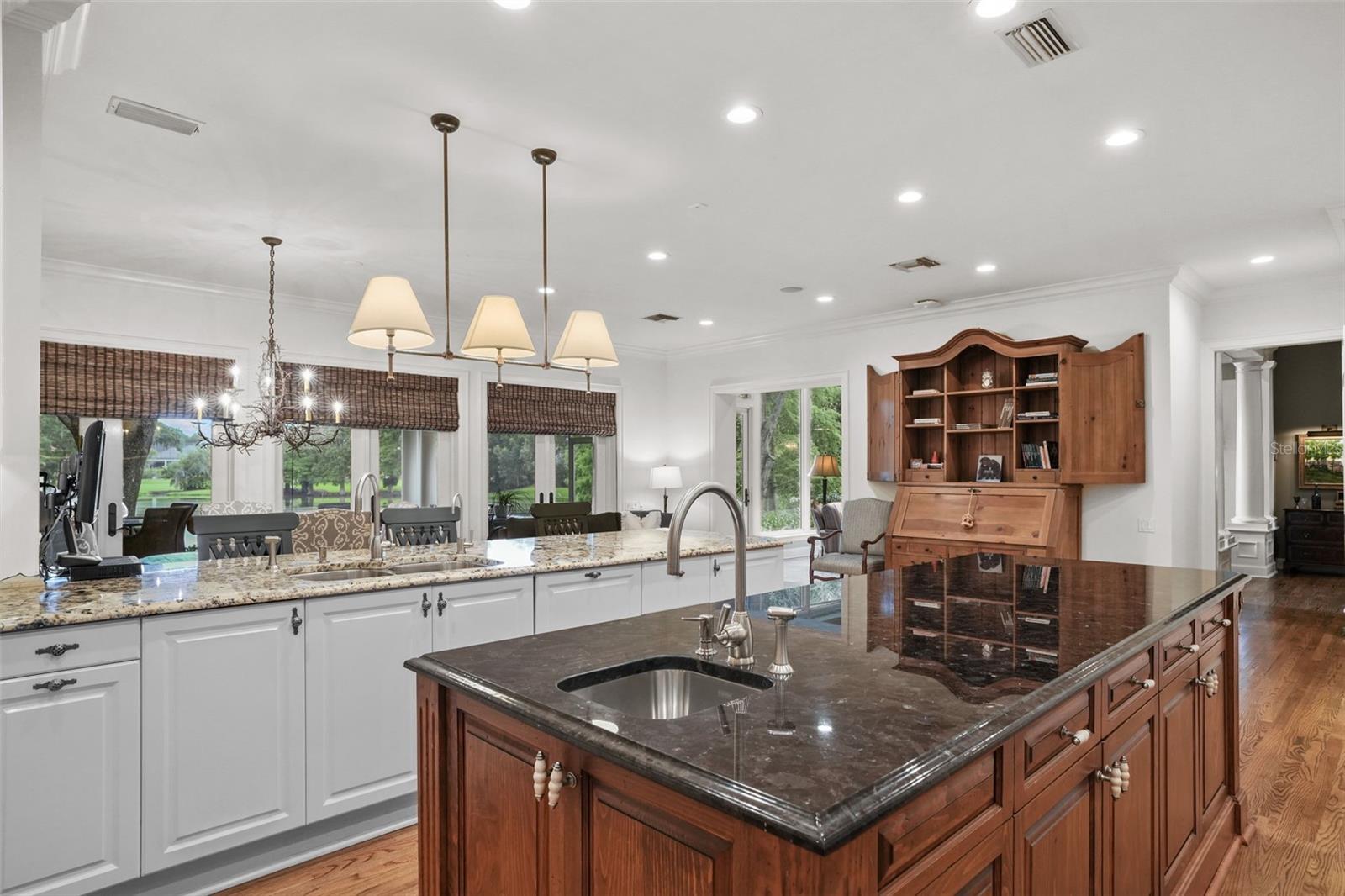 TB8473353 Property Photo