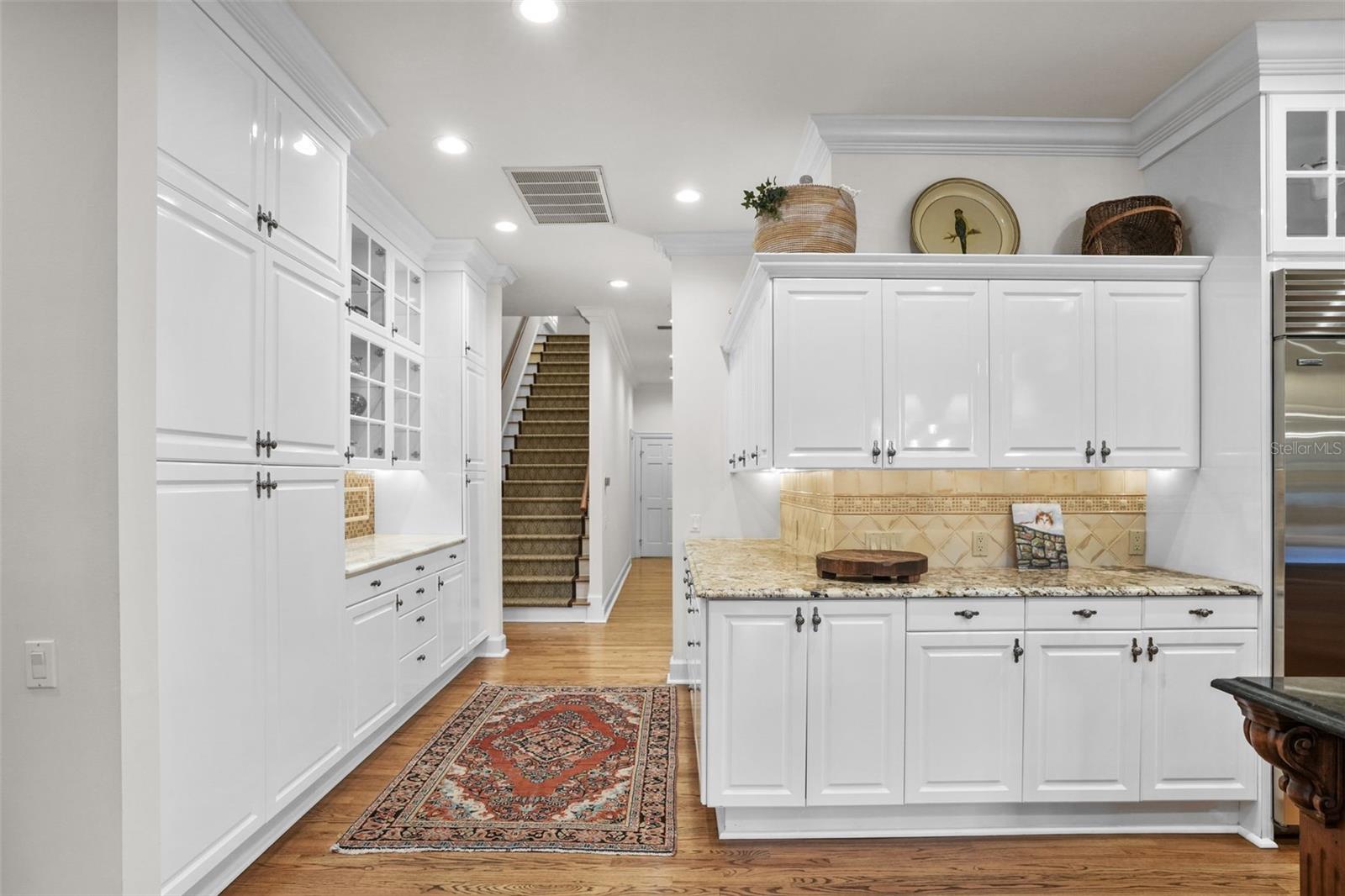 TB8473353 Property Photo