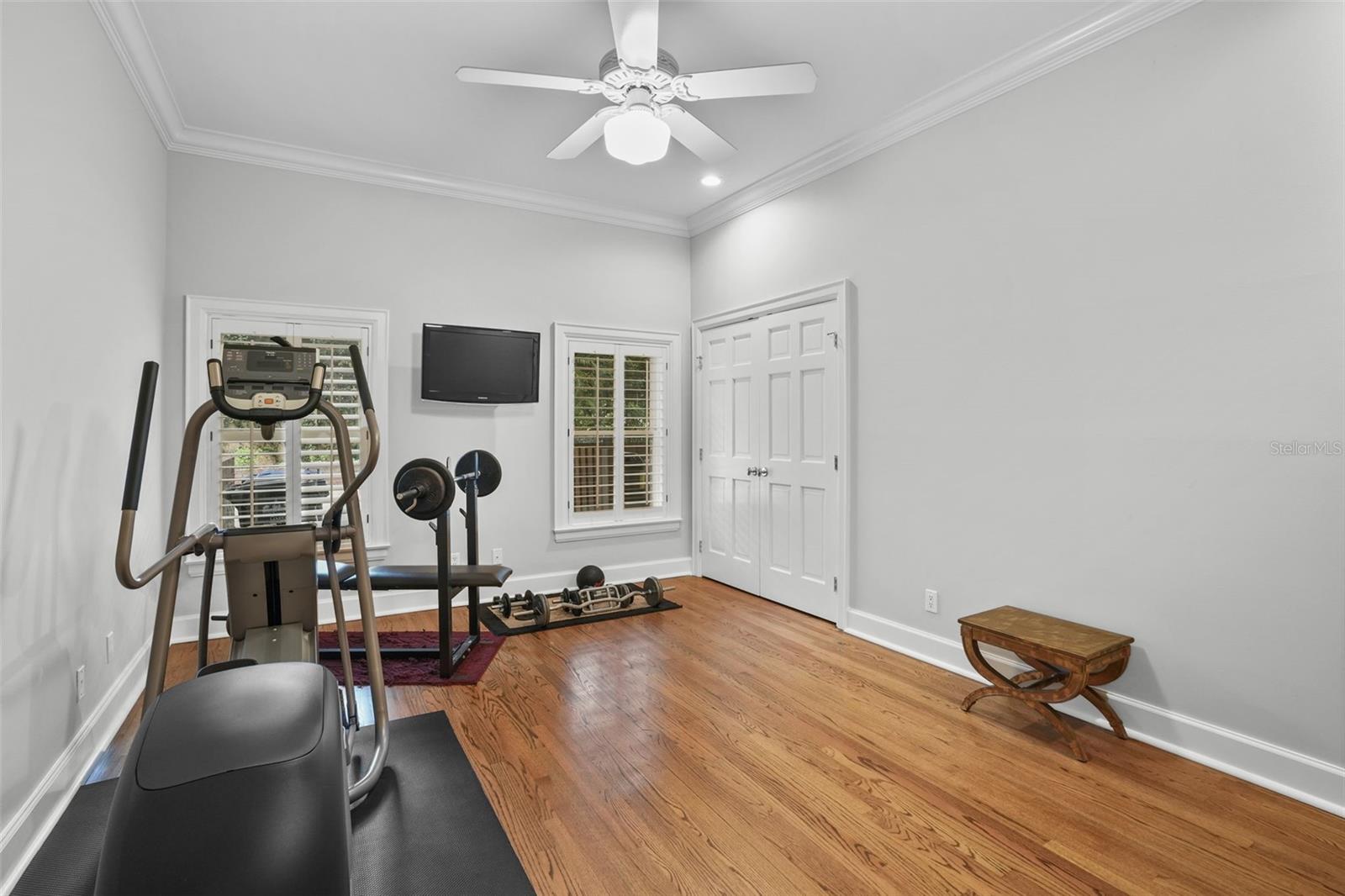 TB8473353 Property Photo