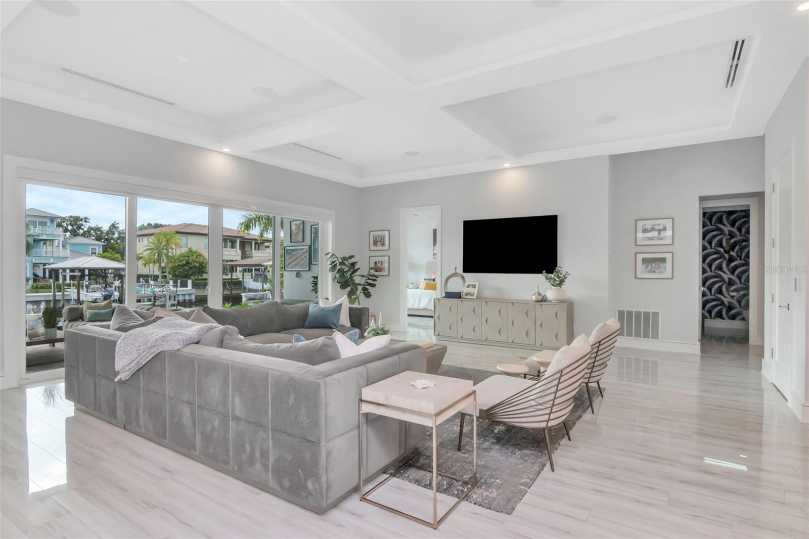 TB8473389 Property Photo