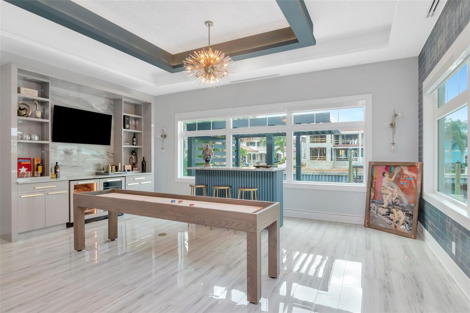 TB8473389 Property Photo