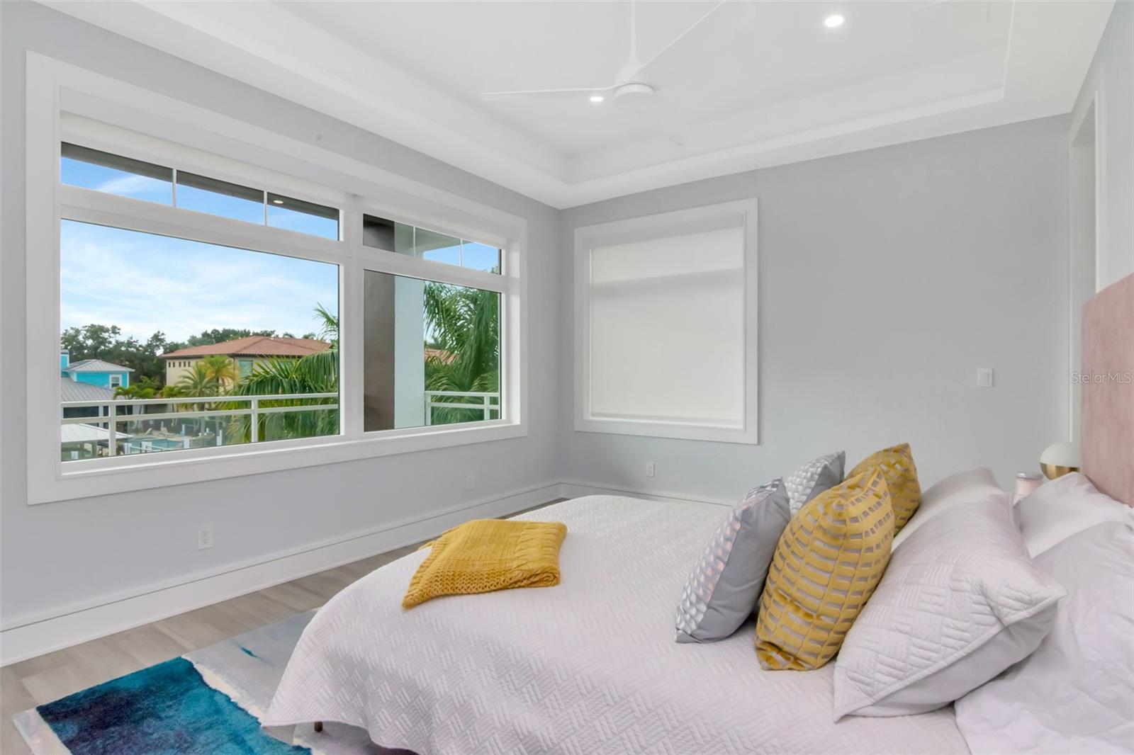 TB8473389 Property Photo