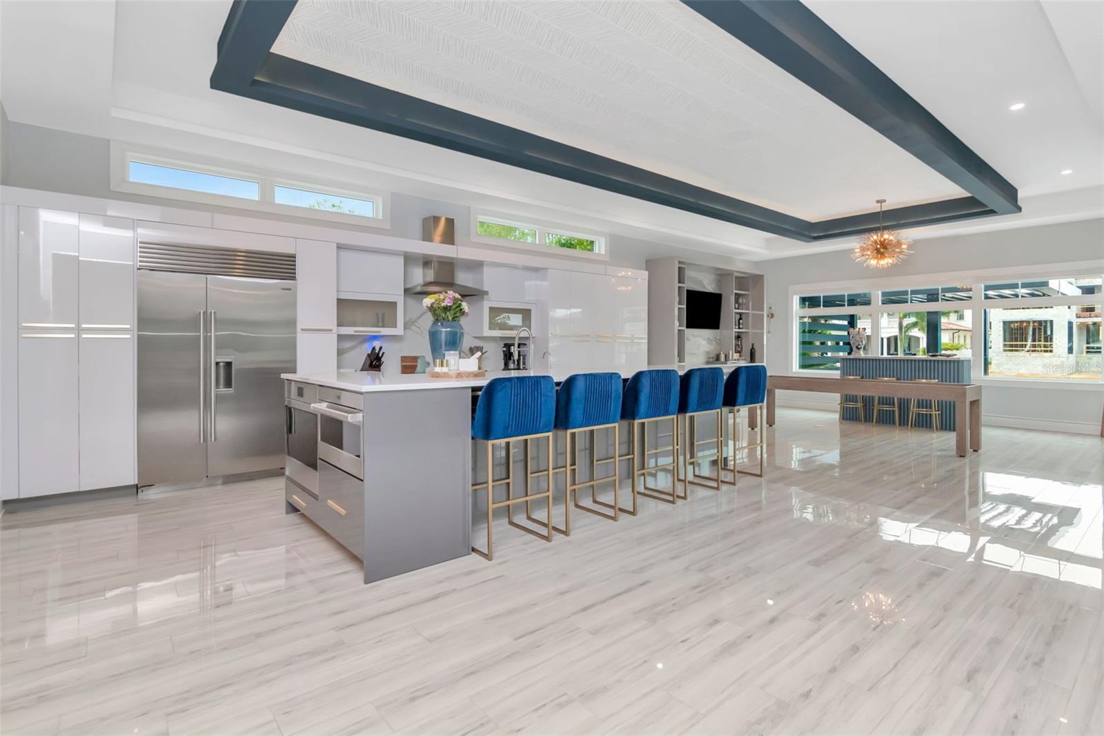 TB8473389 Property Photo