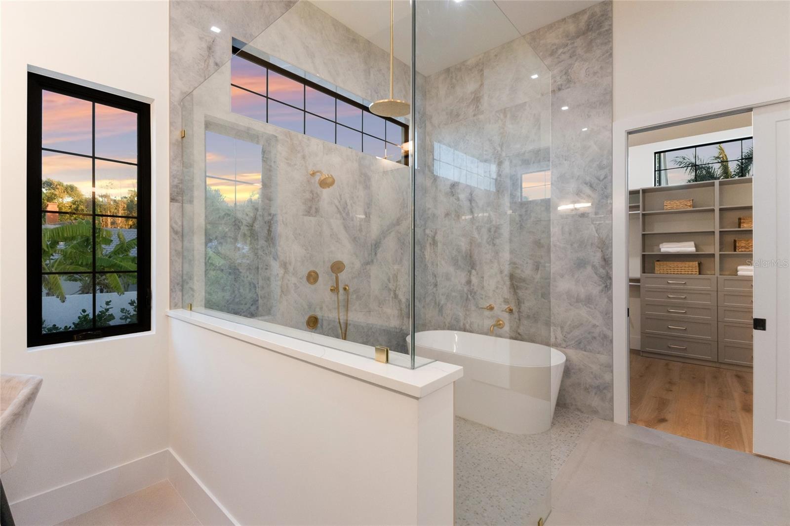 A4681496 Property Photo