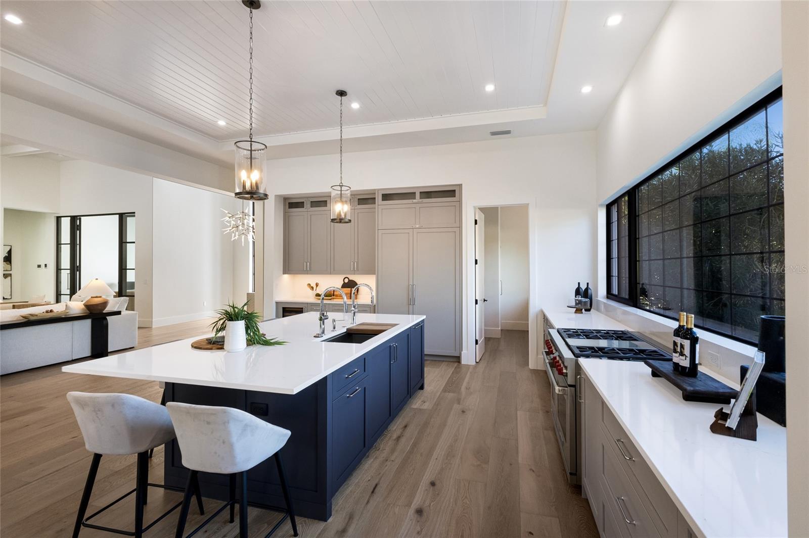 A4681496 Property Photo