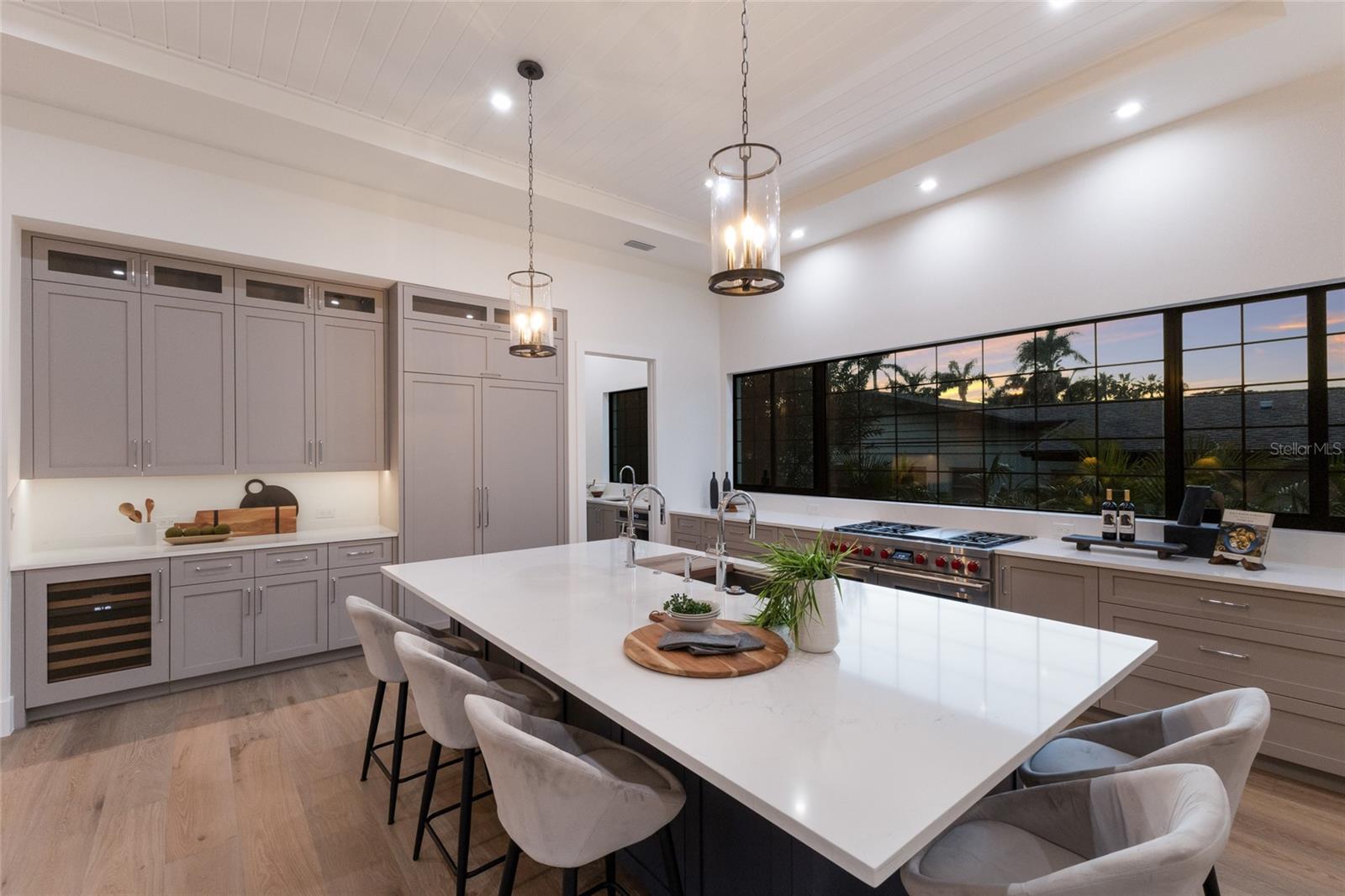 A4681496 Property Photo