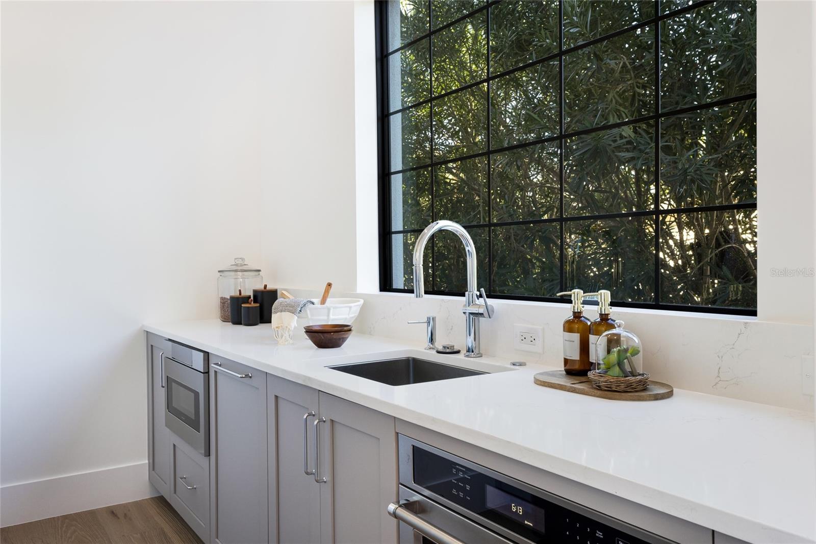 A4681496 Property Photo