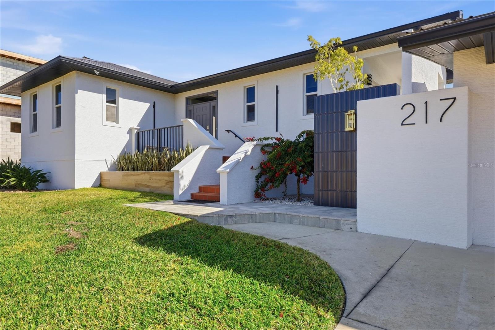 217 BANGSBERG RD SE, PORT CHARLOTTE, FL, 33952