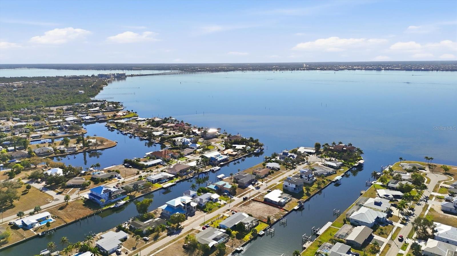 217 BANGSBERG RD SE, PORT CHARLOTTE, FL, 33952
