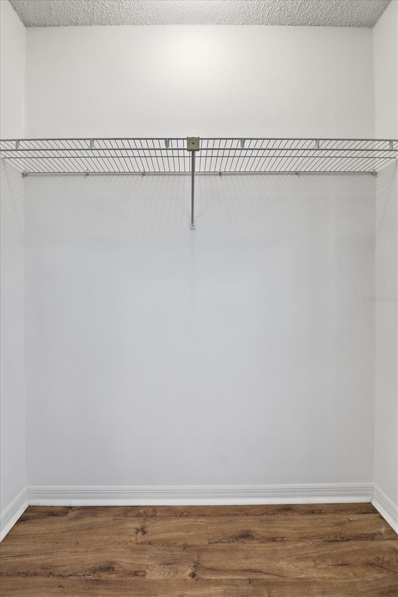 OM718251 Property Photo