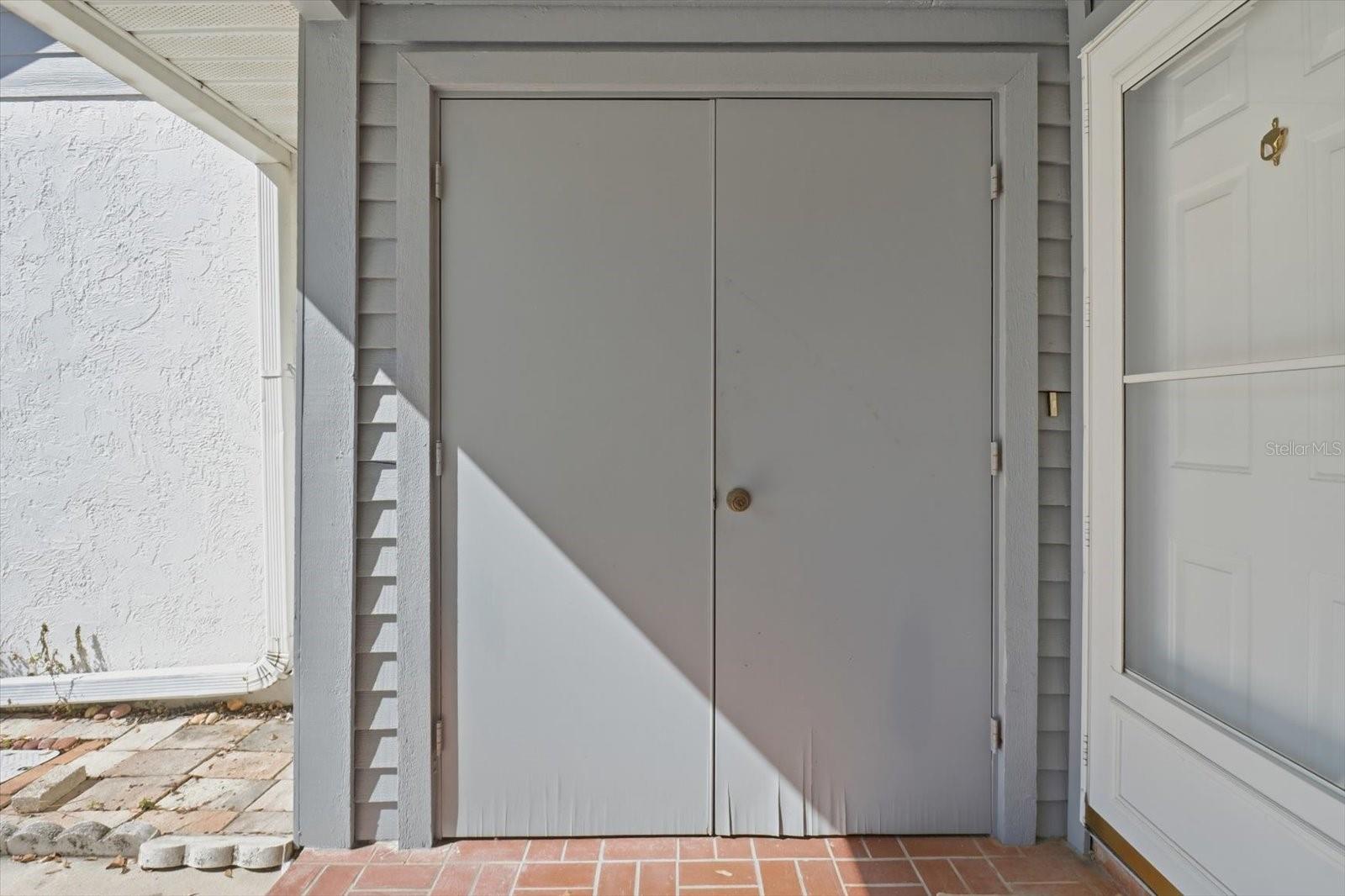 OM718251 Property Photo