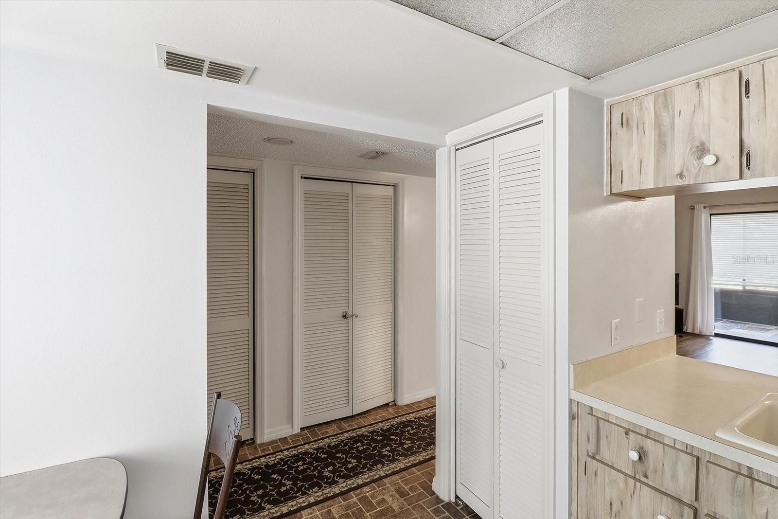 OM718251 Property Photo