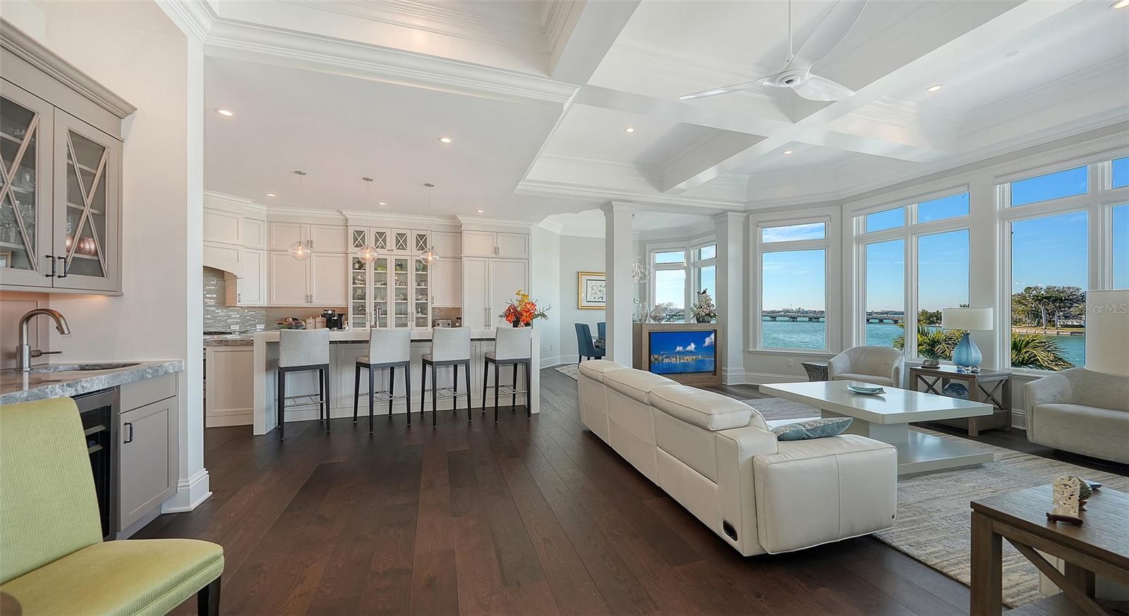 A4681528 Property Photo