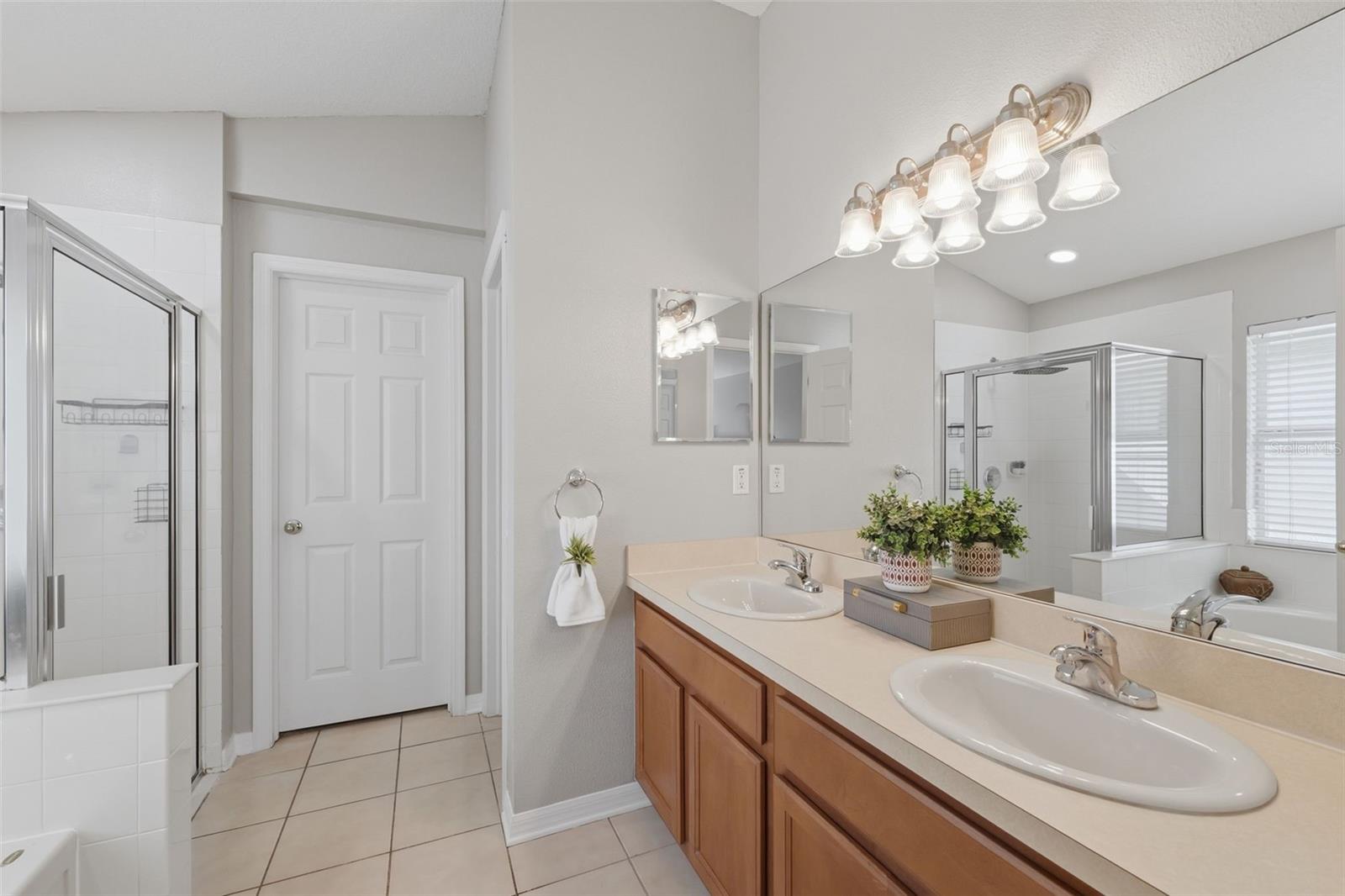 6039 DESERT PEACE AVE, LAND O LAKES, FL, 34639