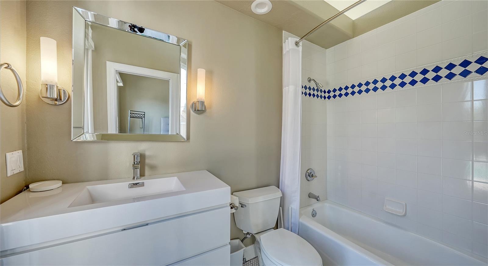 A4681540 Property Photo