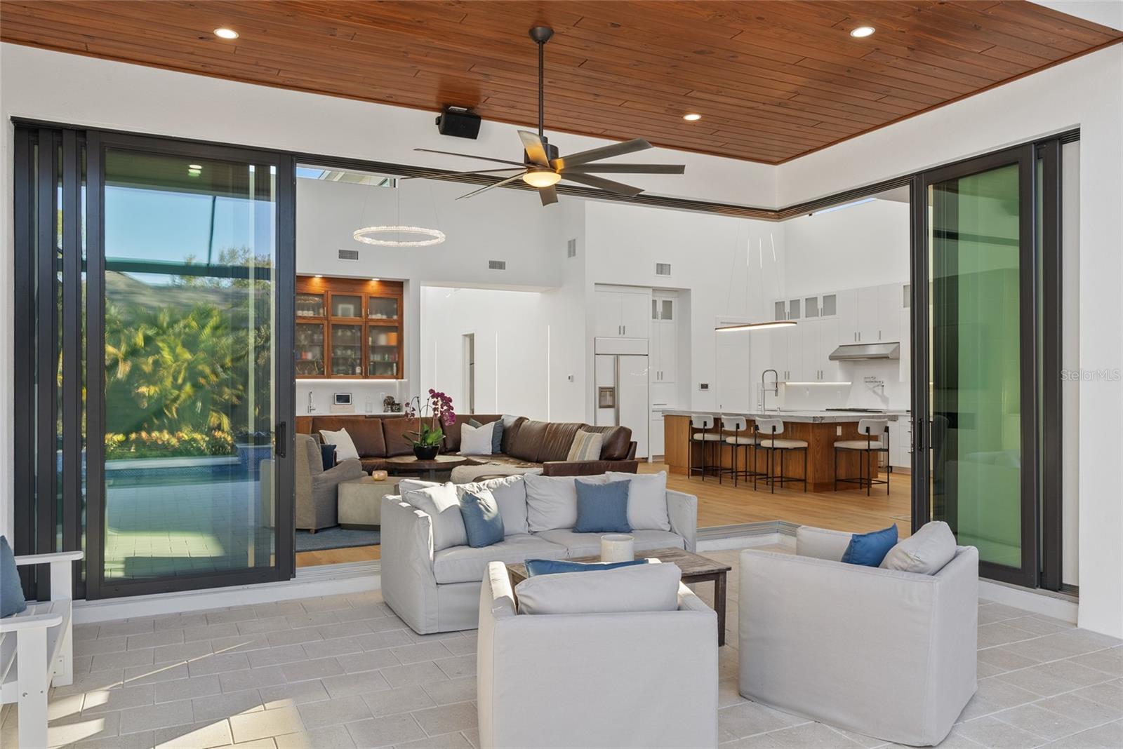 A4681551 Property Photo