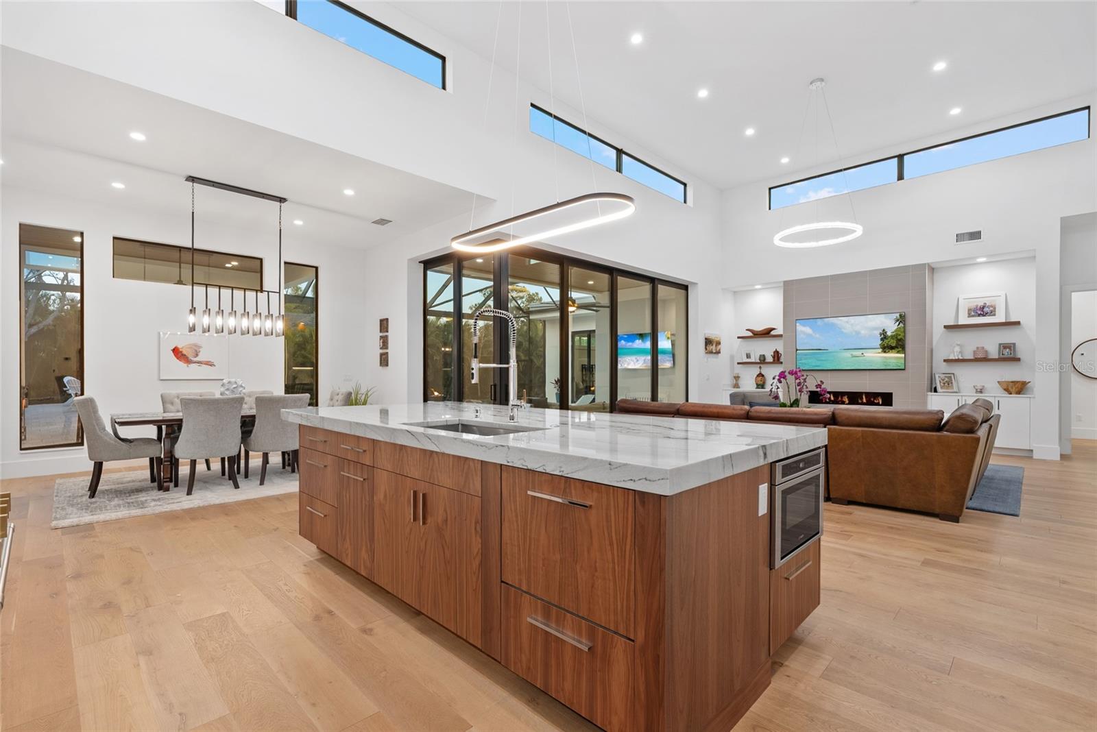 A4681551 Property Photo