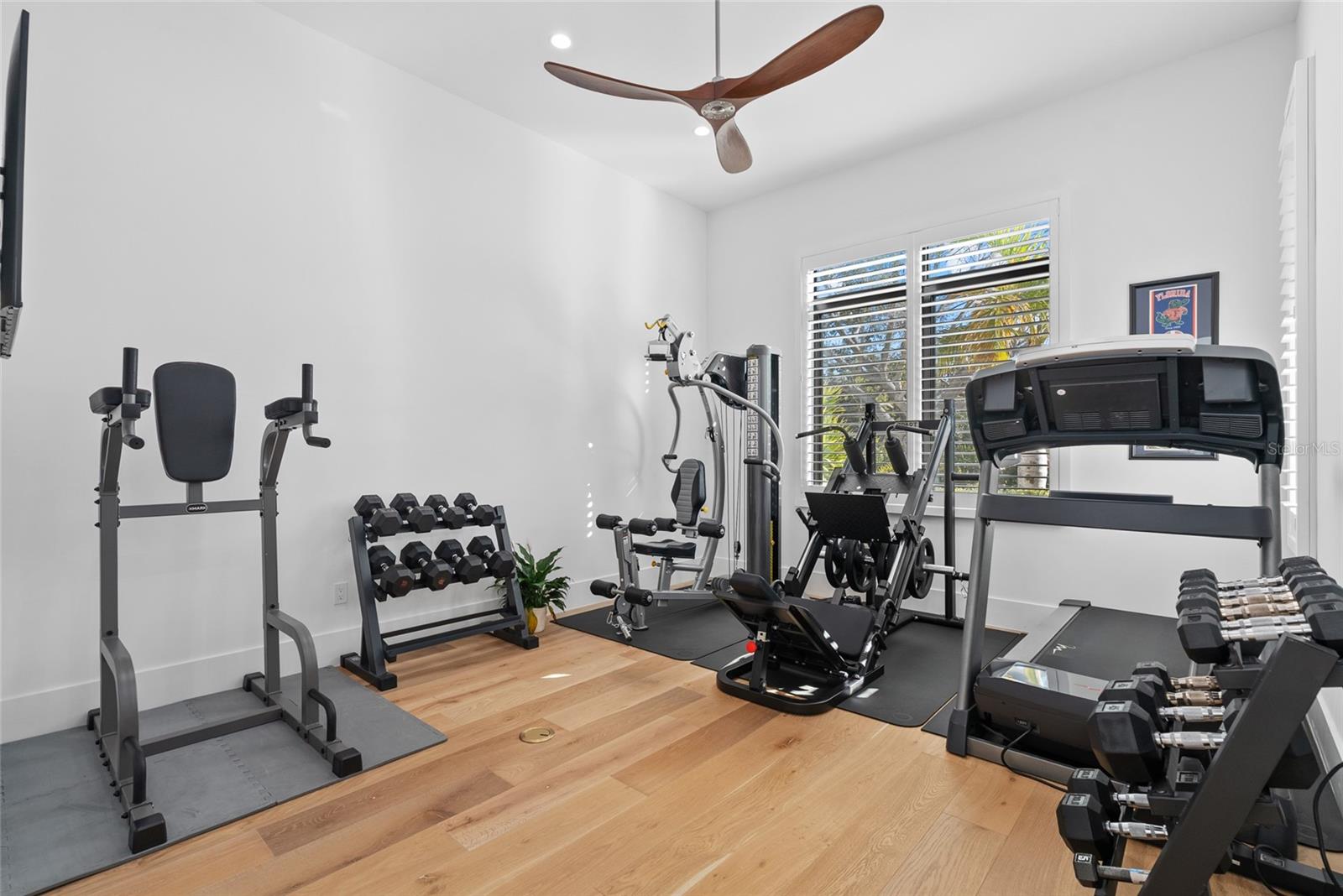 A4681551 Property Photo