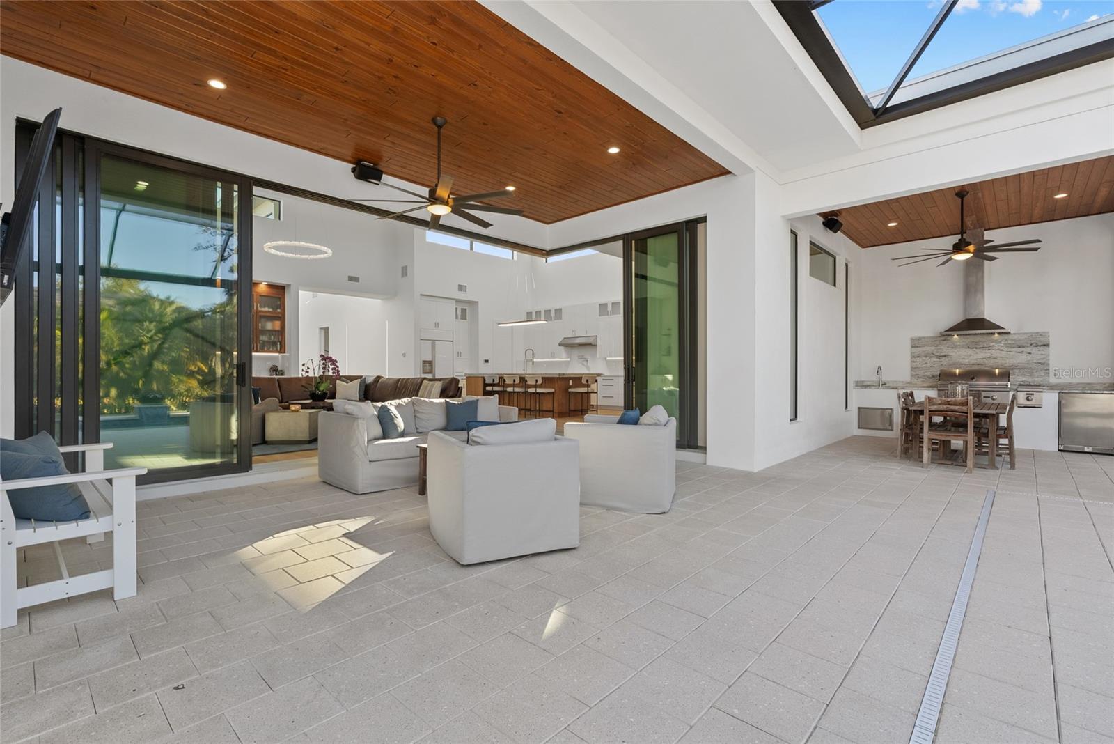 A4681551 Property Photo