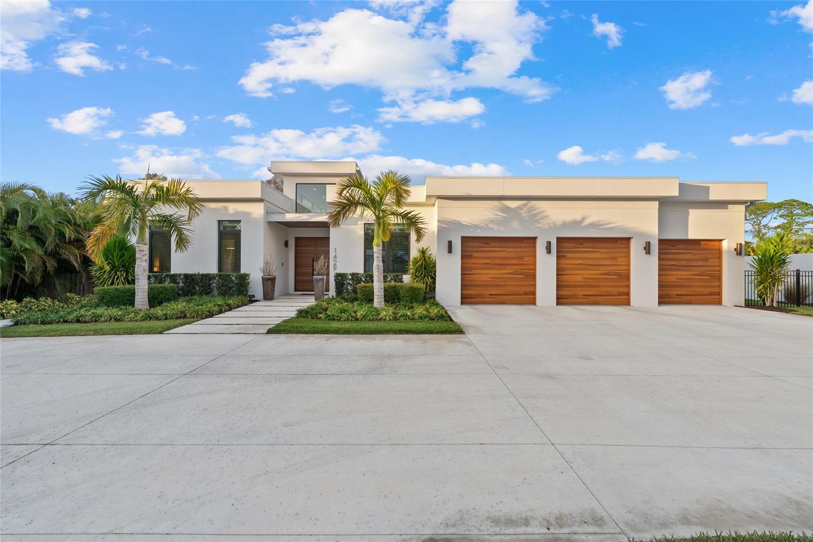 A4681551 Property Photo