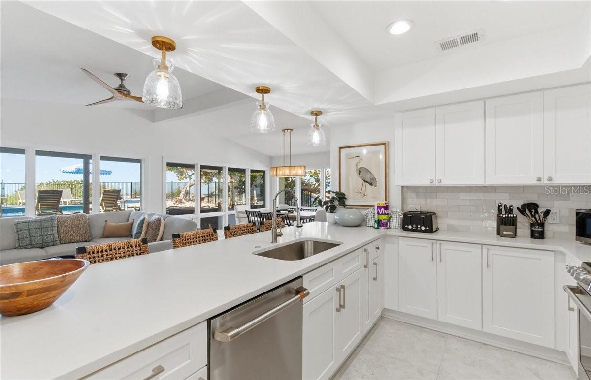 A4681558 Property Photo