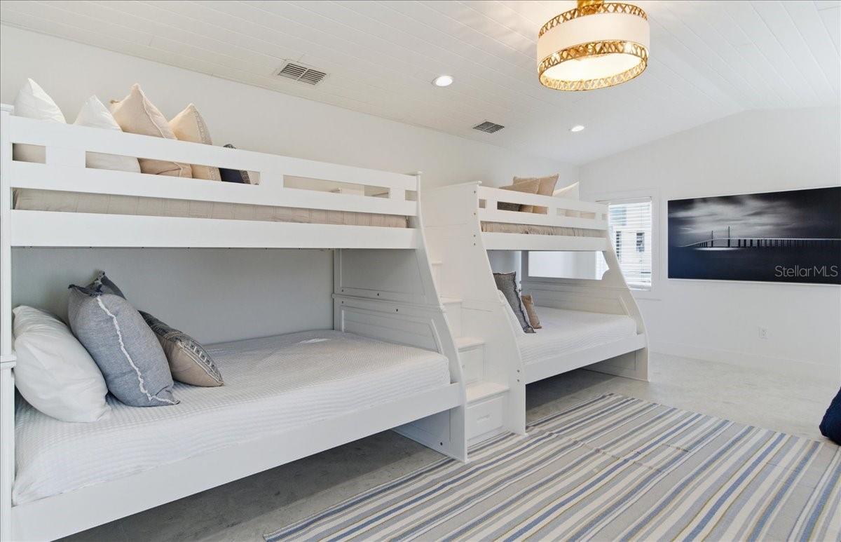 A4681558 Property Photo