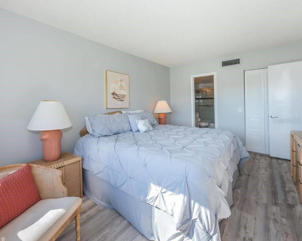 5724 PUERTA DEL SOL BLVD S #248, ST PETERSBURG, FL, 33715