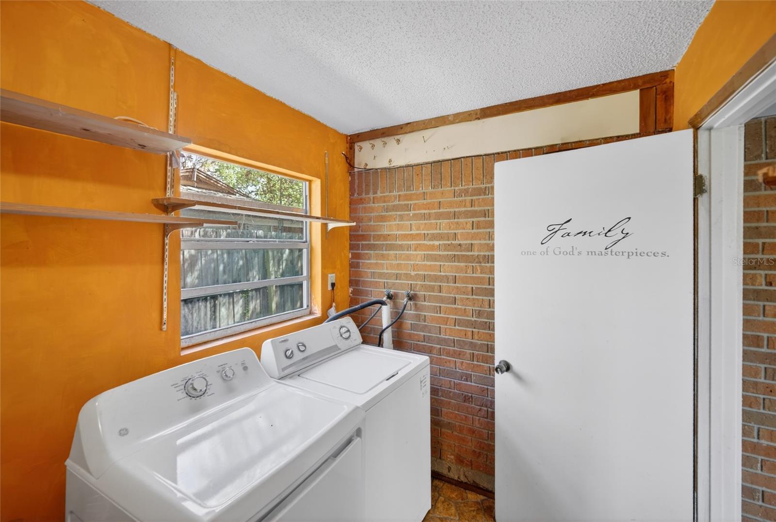 518 LAVON DR, ALTAMONTE SPRINGS, FL, 32701
