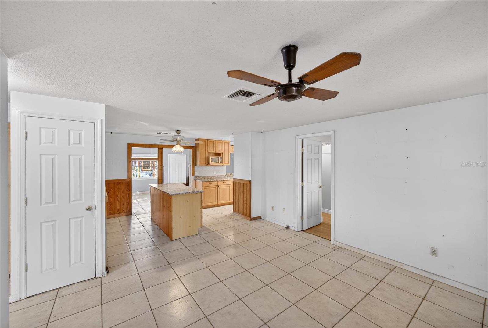 518 LAVON DR, ALTAMONTE SPRINGS, FL, 32701