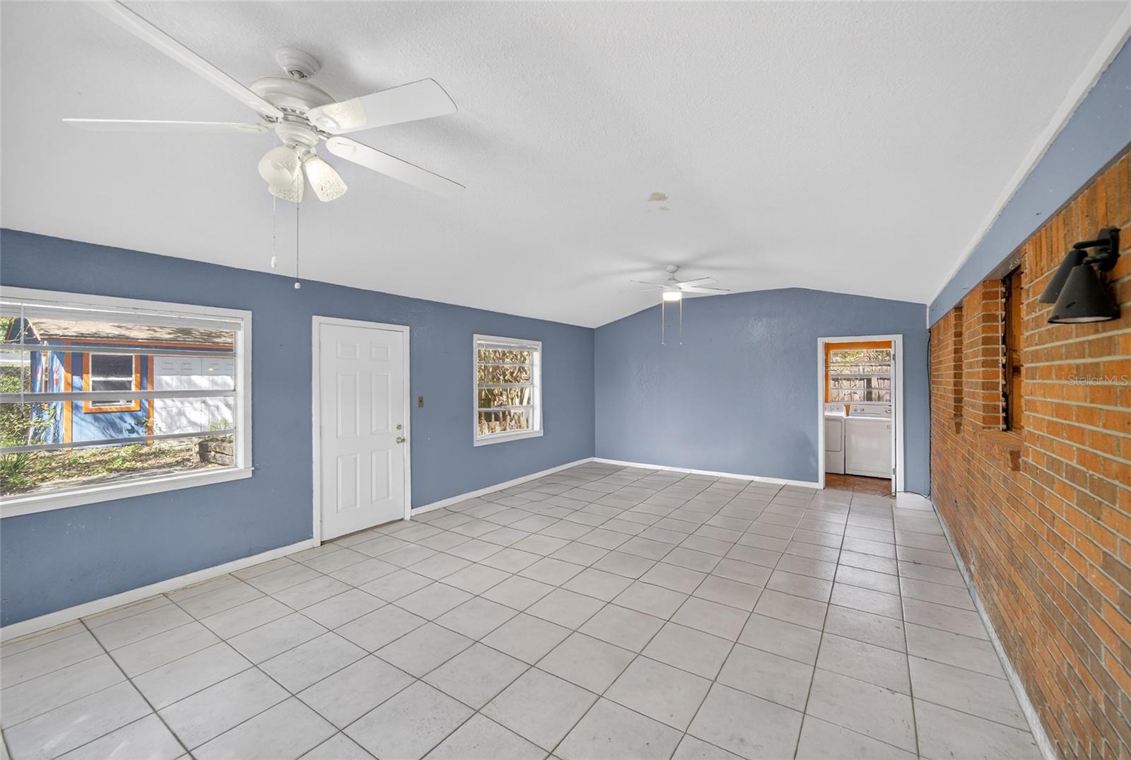 518 LAVON DR, ALTAMONTE SPRINGS, FL, 32701