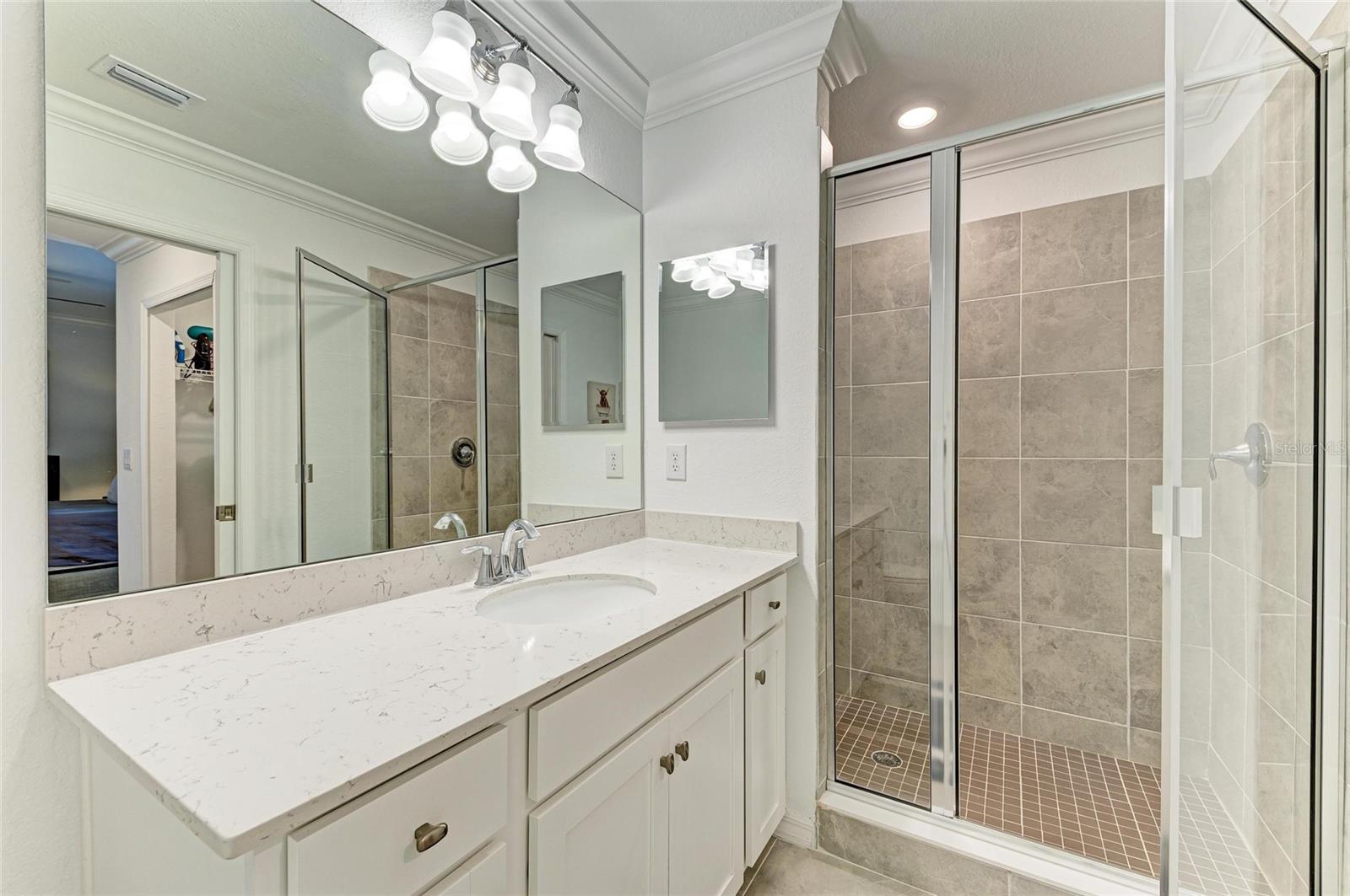 18114 GAWTHROP DR #306, BRADENTON, FL, 34211