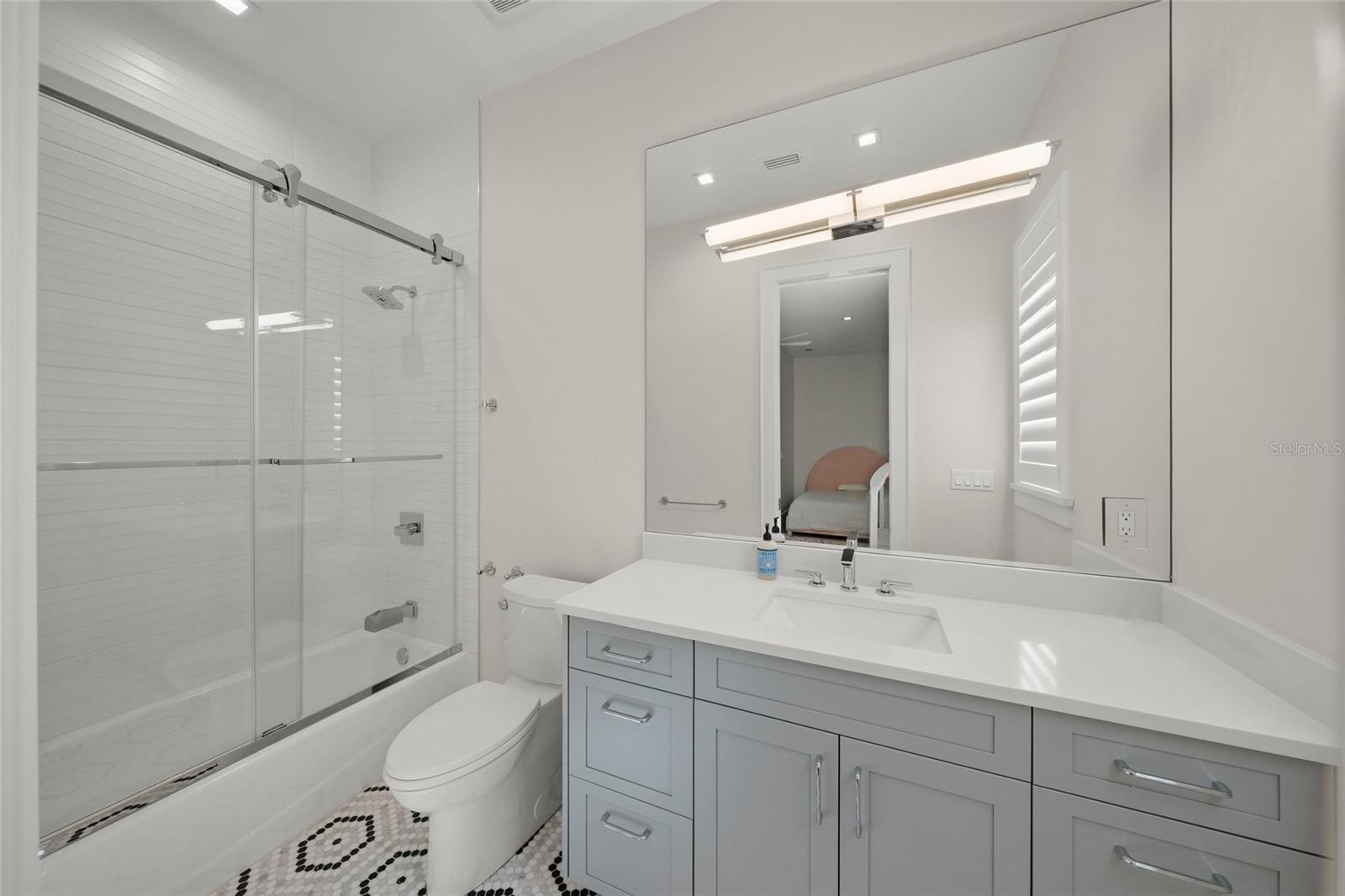 A4681620 Property Photo