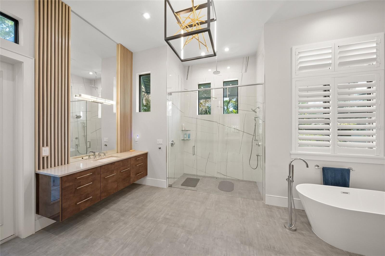 A4681620 Property Photo