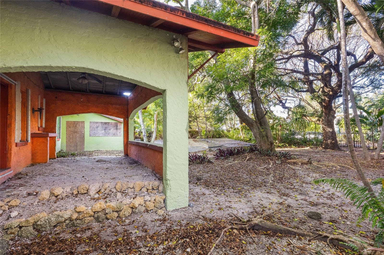 OM718302 Property Photo