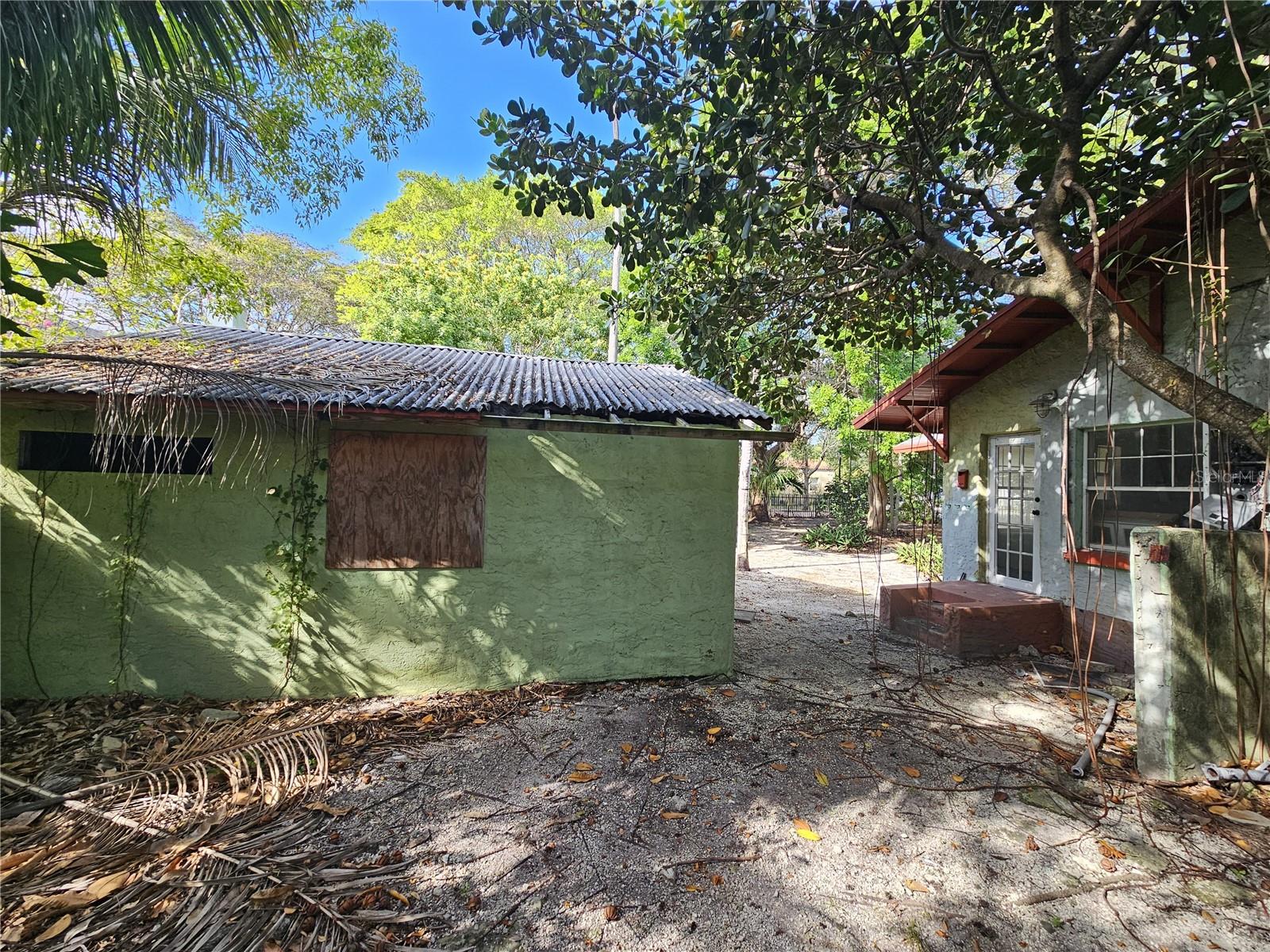 OM718302 Property Photo