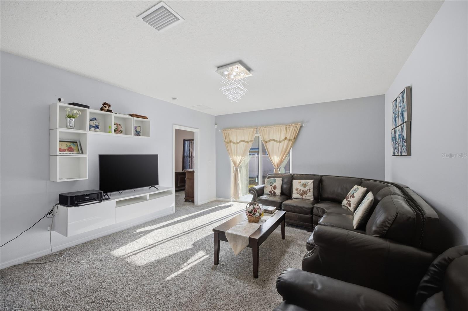 8204 PELICAN REED CIR, WESLEY CHAPEL, FL, 33545