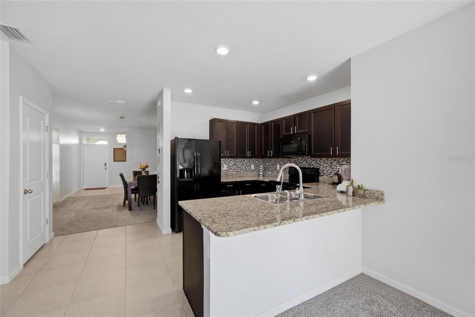 8204 PELICAN REED CIR, WESLEY CHAPEL, FL, 33545