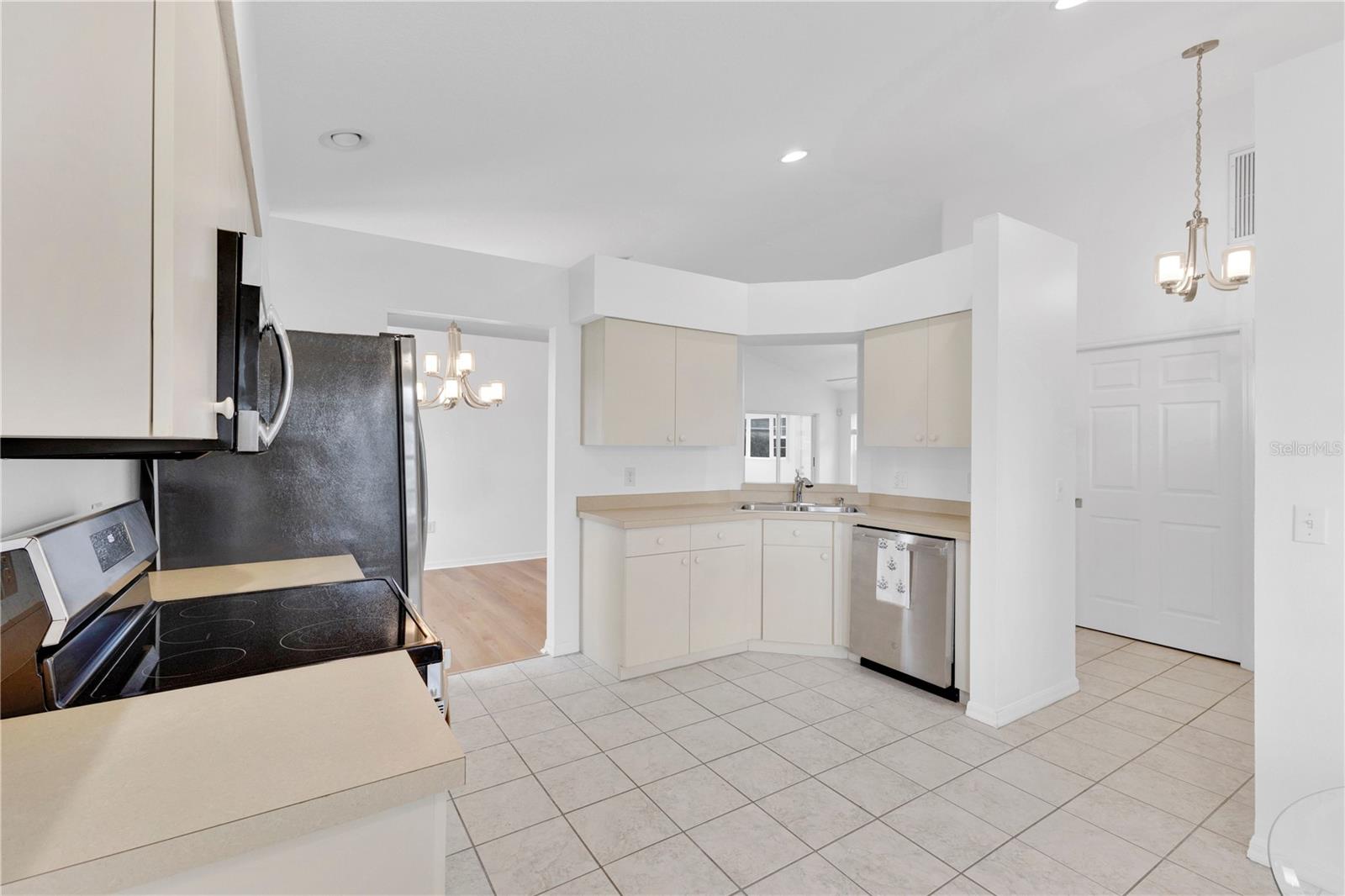 2175 STONEY POINTE DR, LAKELAND, FL, 33813