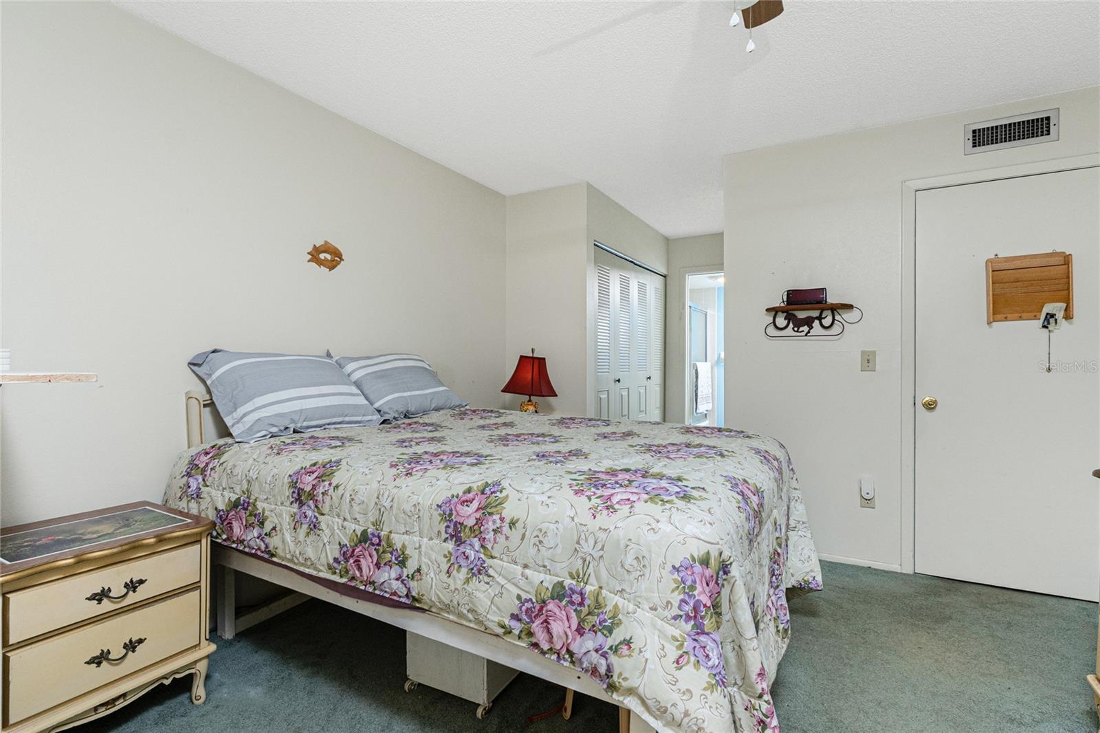 C7521640 Property Photo