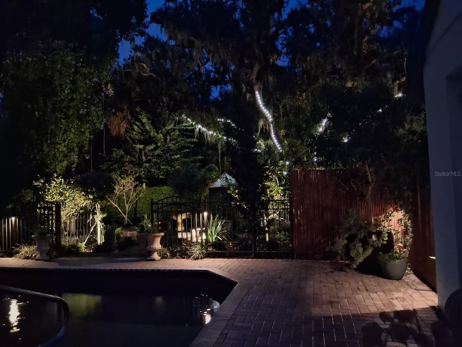 A4681698 Property Photo