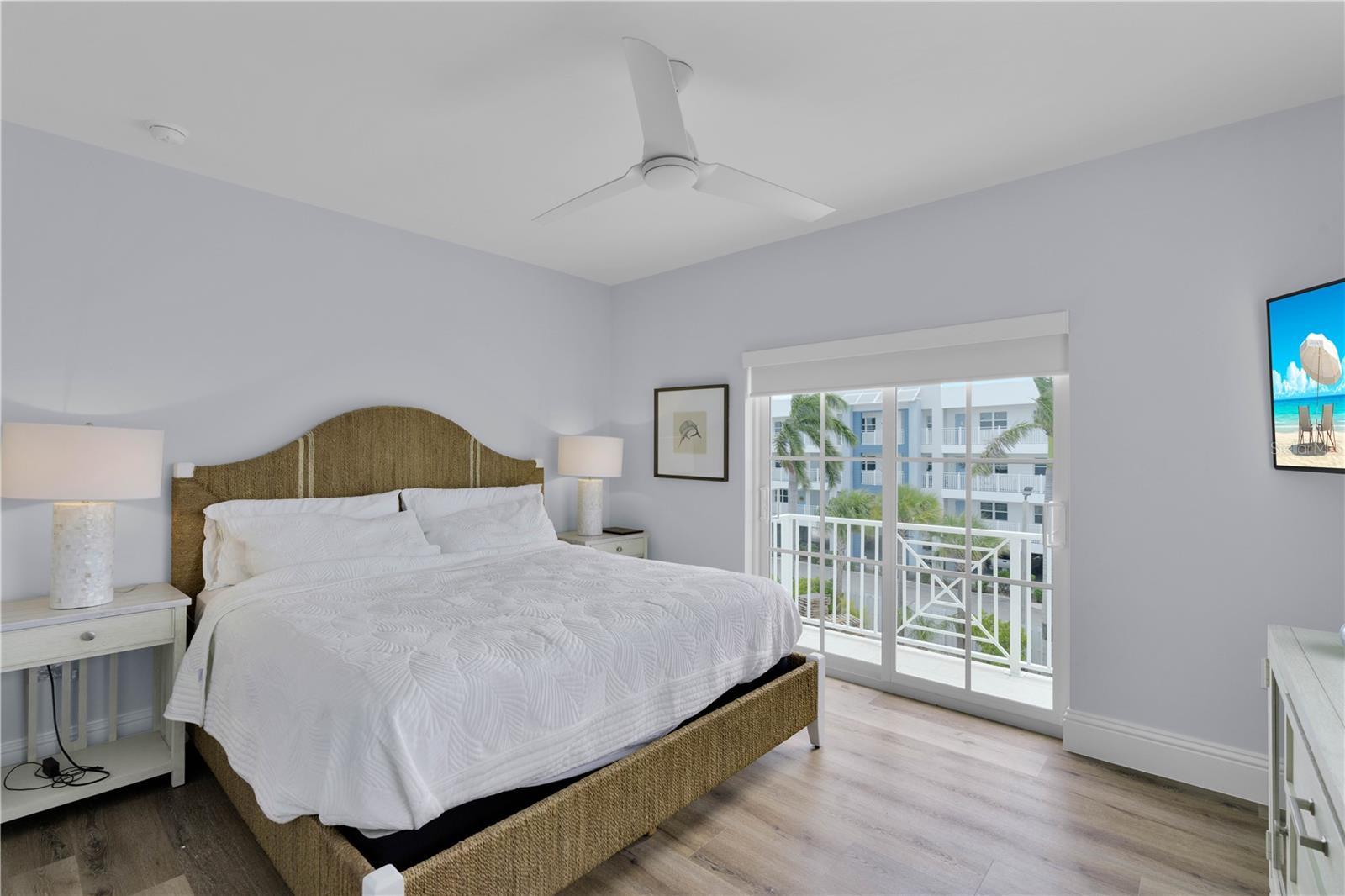 W7882829 Property Photo