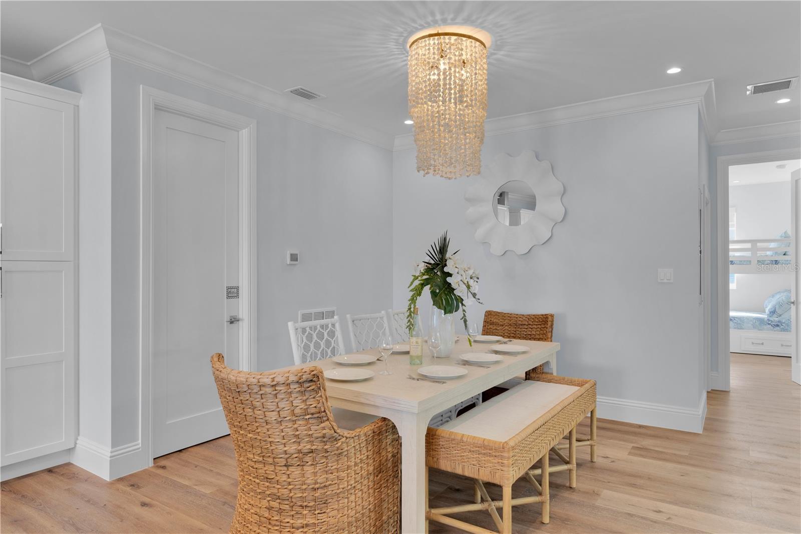 W7882829 Property Photo