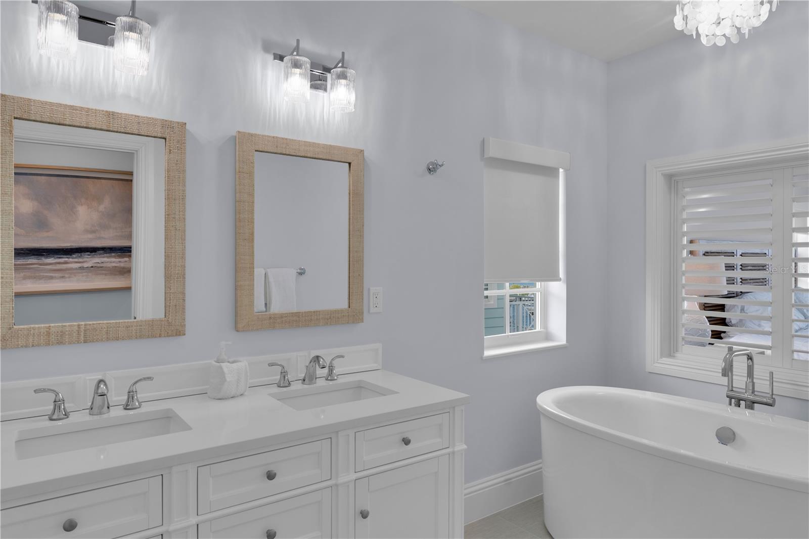 W7882829 Property Photo