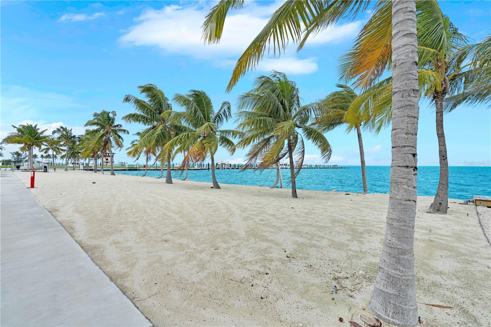 W7882829 Property Photo