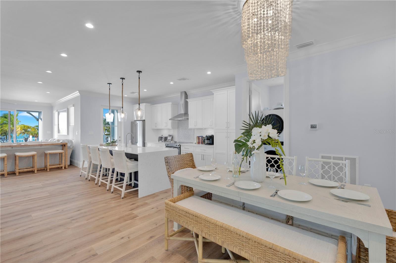 W7882829 Property Photo