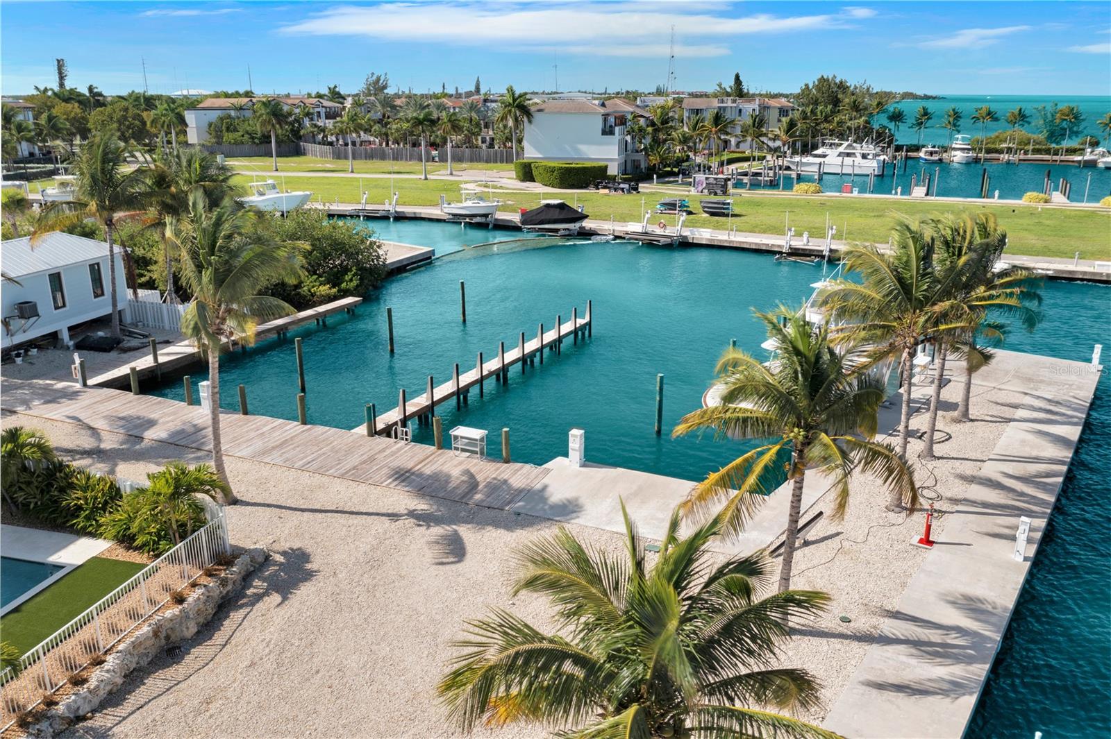 W7882829 Property Photo